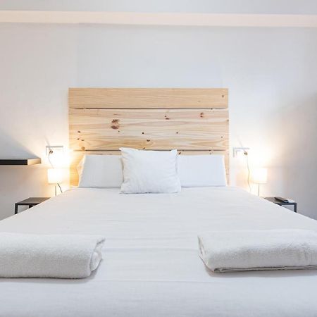 Easy Sants By Bossh! (Adults Only) Hostel Barcelona Kültér fotó