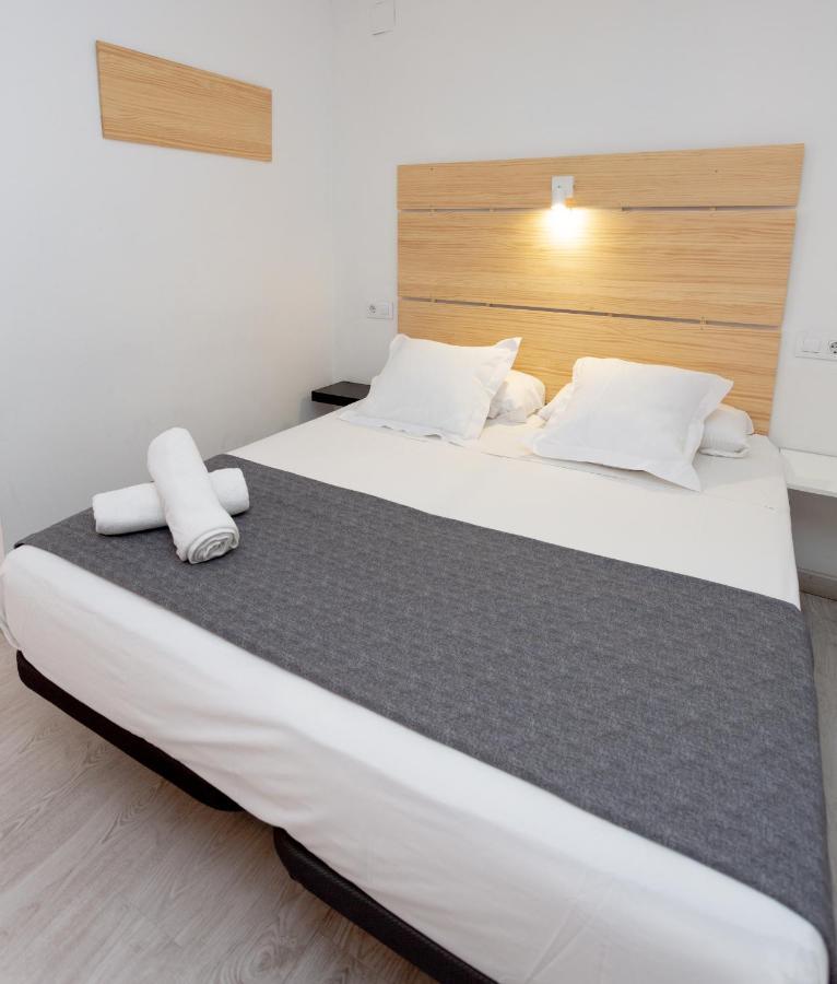 Easy Sants By Bossh! (Adults Only) Hostel Barcelona Kültér fotó