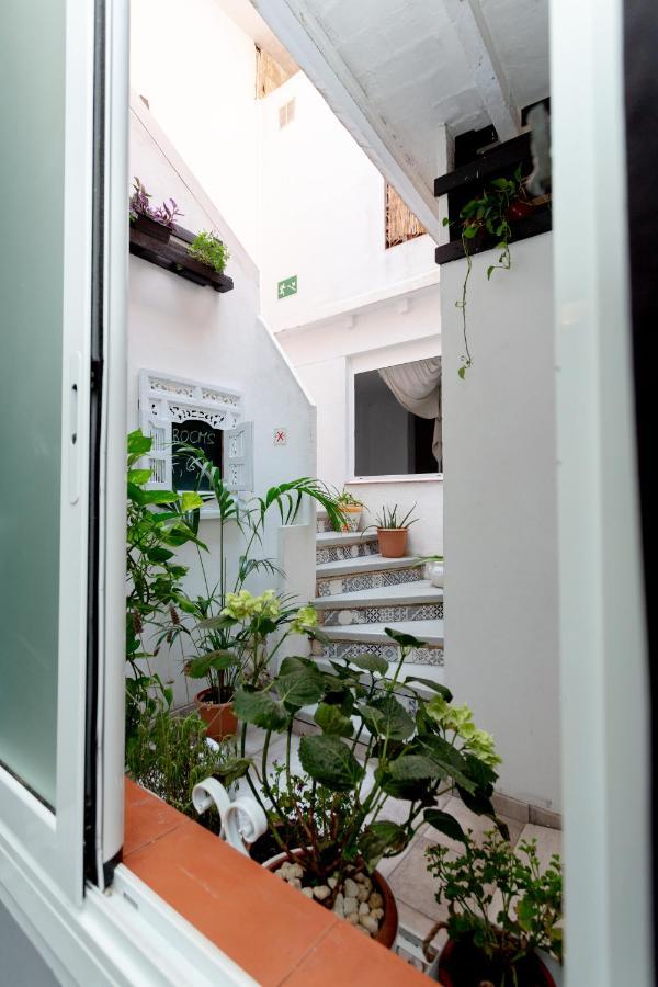 Easy Sants By Bossh! (Adults Only) Hostel Barcelona Kültér fotó